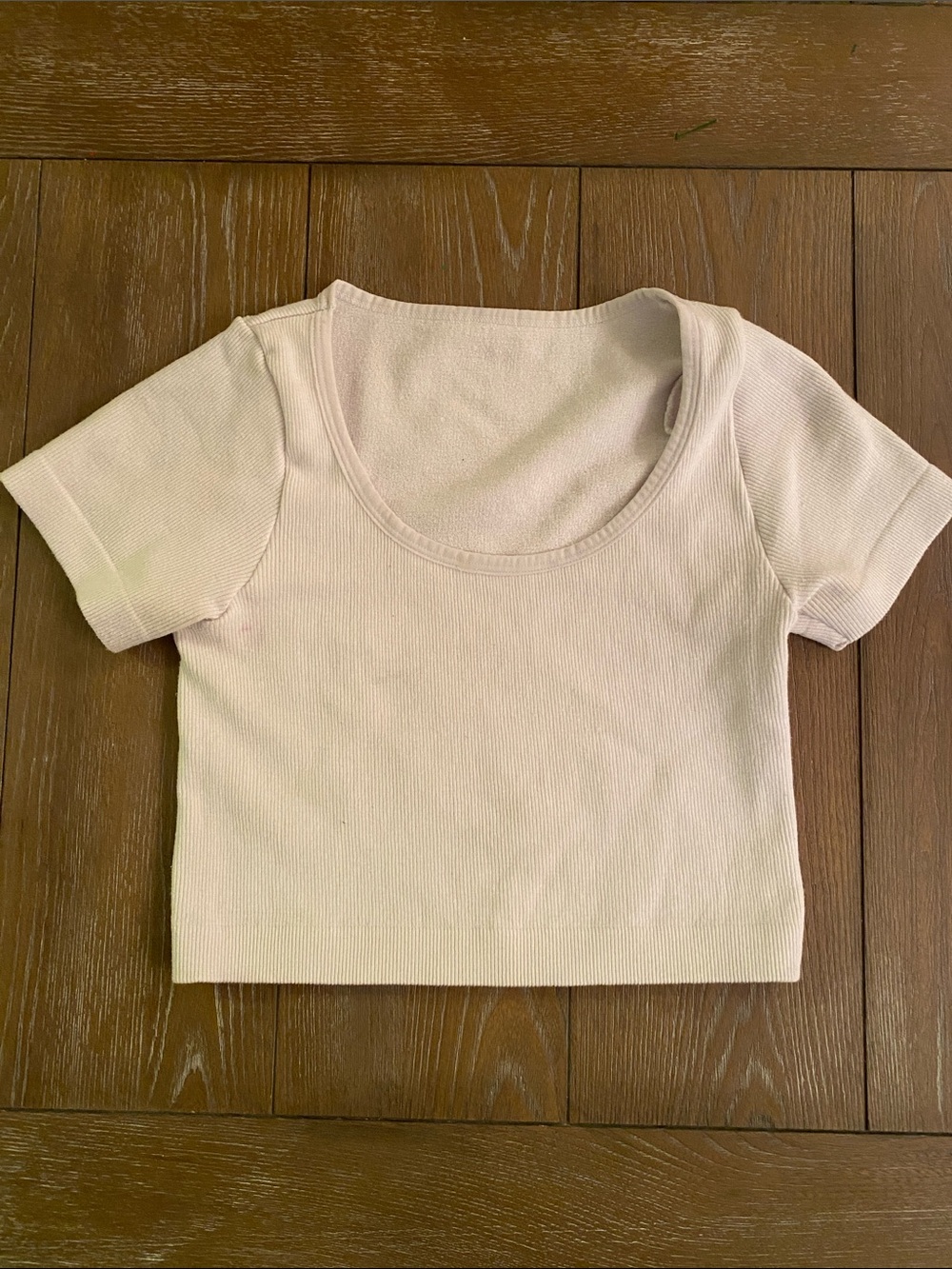 Cropped Short Sleeve Ribbed Scoop Neck Top - White